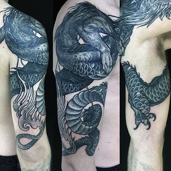 tatuaje tinta negra para hombre 11
