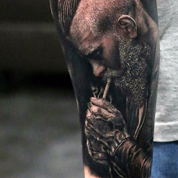 tatuaje tinta negra para hombre 37