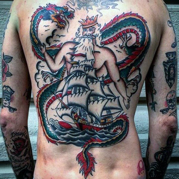 tatuaje tradicional barco para hombre 12
