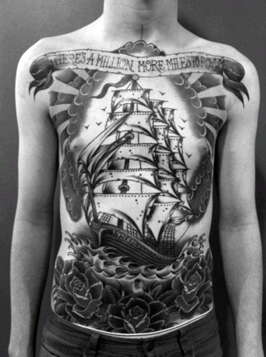 tatuaje tradicional barco para hombre 53