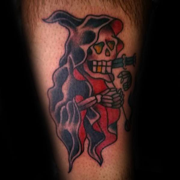 tatuaje tradicional muerte para hombre 05