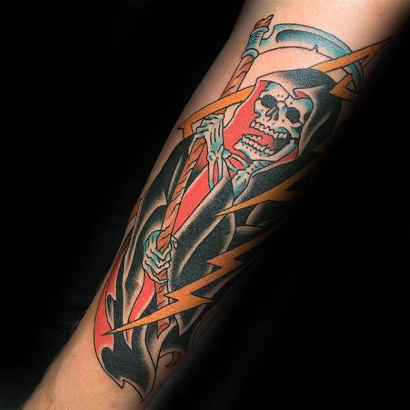 tatuaje tradicional muerte para hombre 08