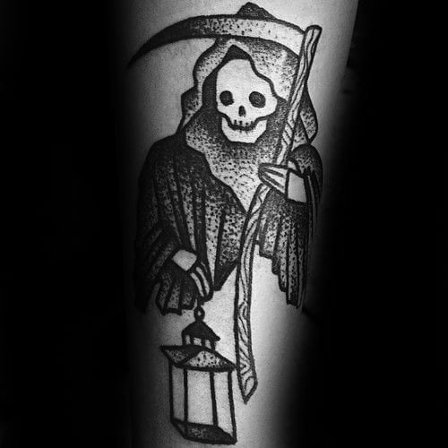 tatuaje tradicional muerte para hombre 14