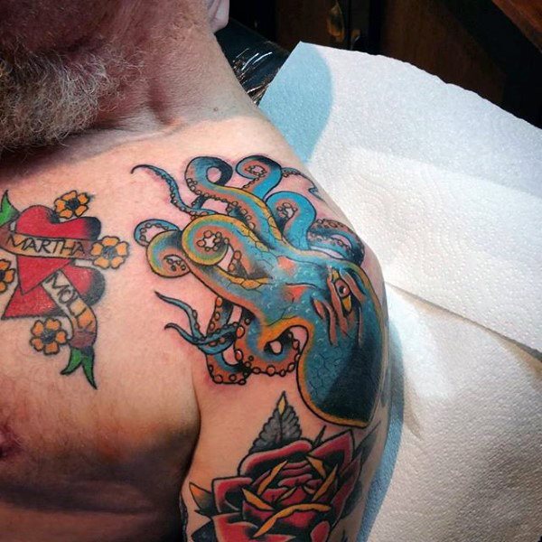 tatuaje tradicional pulpo para hombre 24