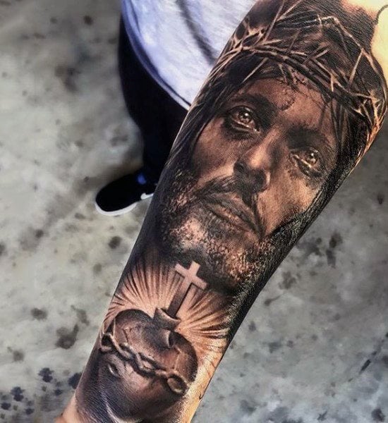 83 Tatuajes de Jesucristo ¡Diseños bíblicos que no puedes perderte!