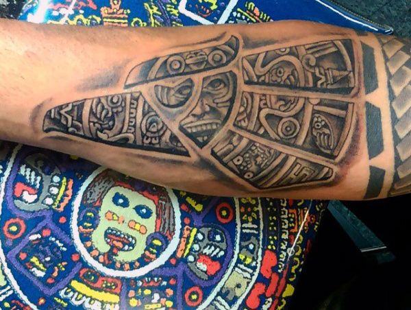 tatuaje azteca 144