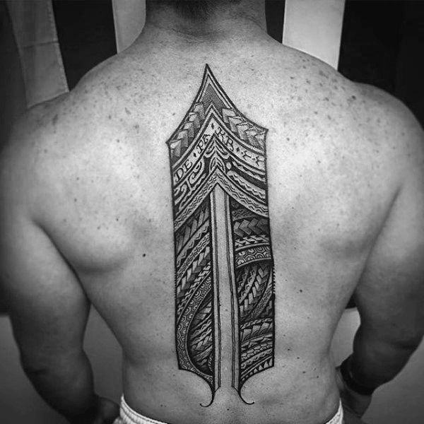 Featured image of post Columna Tatuajes En La Espalda Hombres Letras Tatuaje en tres dimensiones que esta hecho en la espalda de un hombre