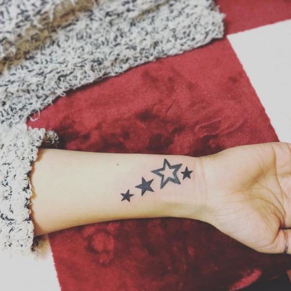 tatuaje estrellas 425