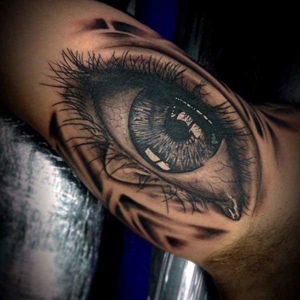 tatuaje ojos 1023