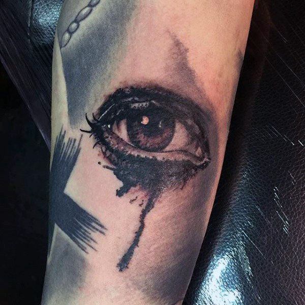 tatuaje ojos 1400