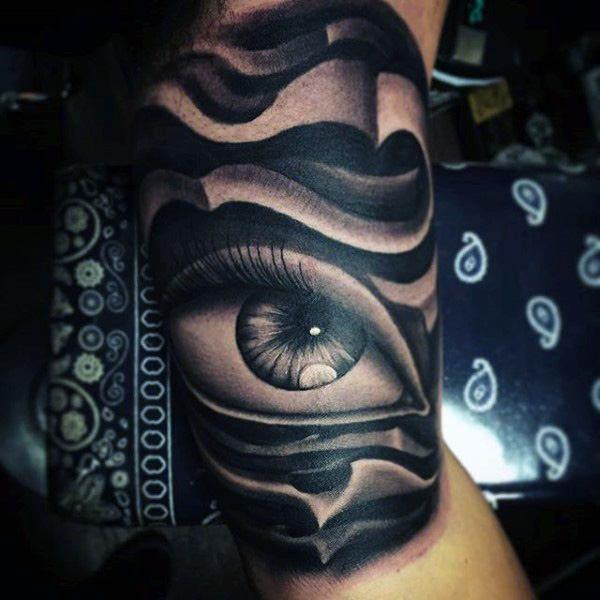 El Ojo Que Todo Lo Ve Tatuaje A Color