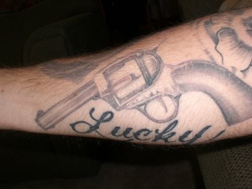 tatuajes-pistolas-90