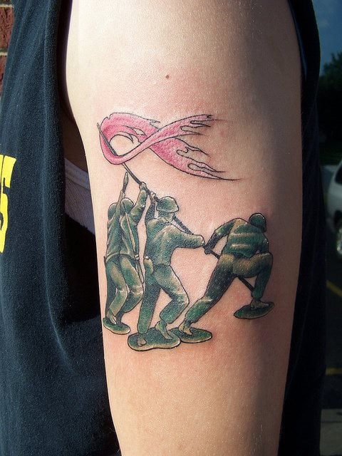 tatuaje lazo cancer 144