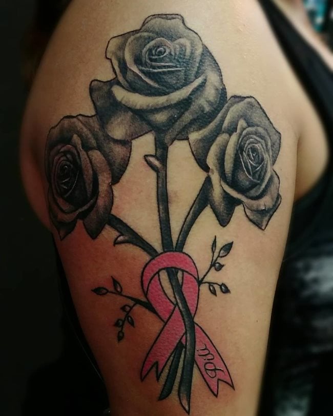 tatuaje lazo cancer 162