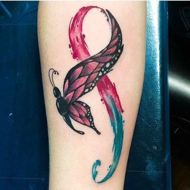 tatuaje lazo cancer 180