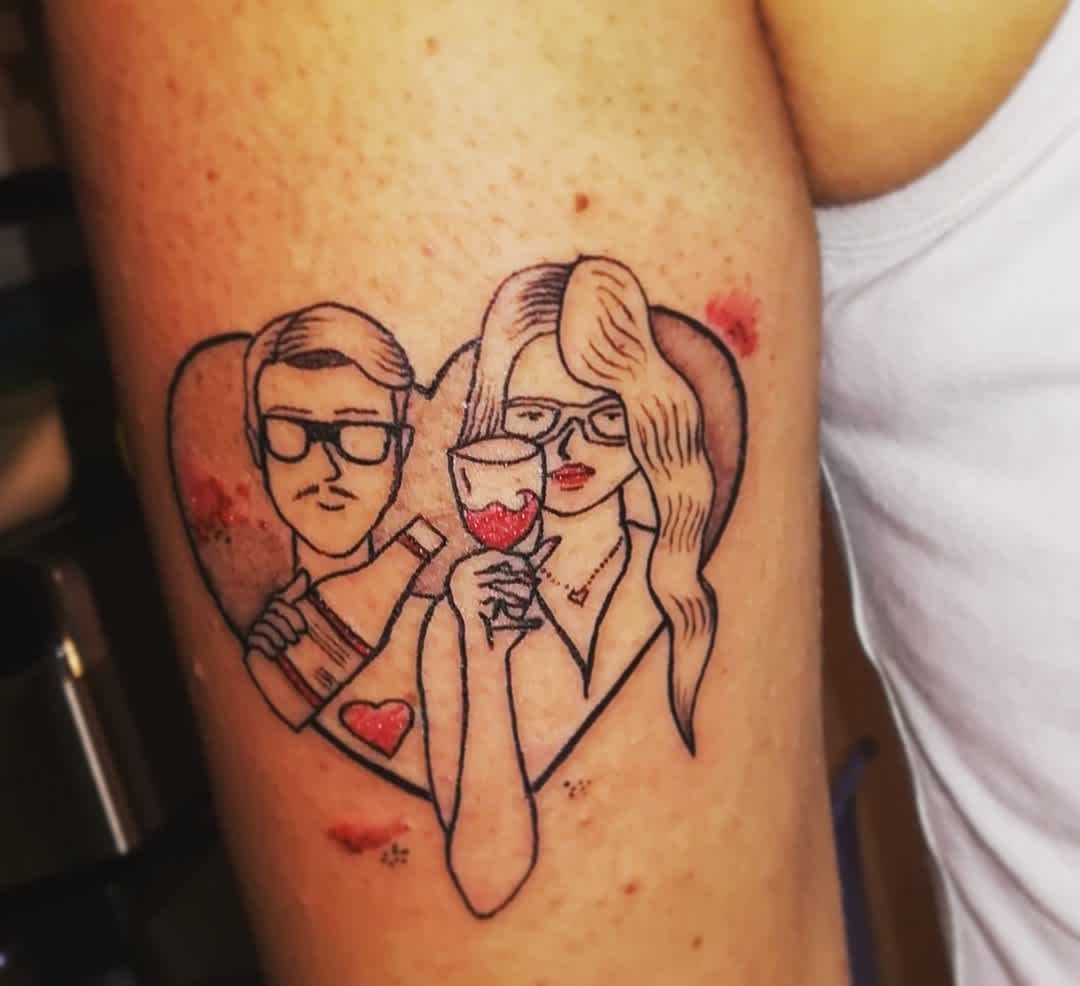 25 Tatuajes de VINO: Simboliza tu amor por esta bebida