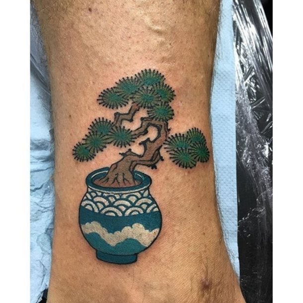 tatuaje bonsai 37