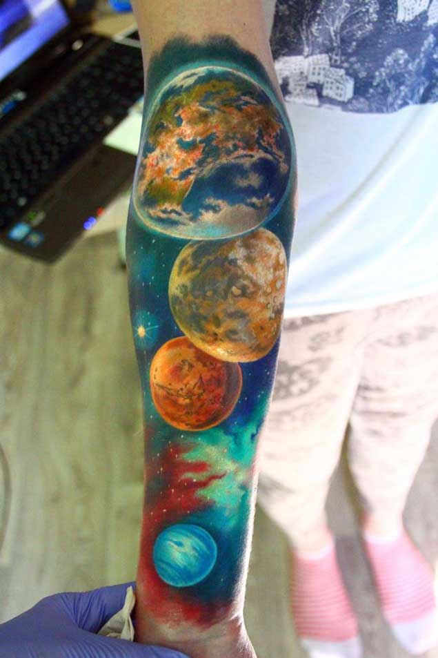 tatuaje cosmico espacio 02