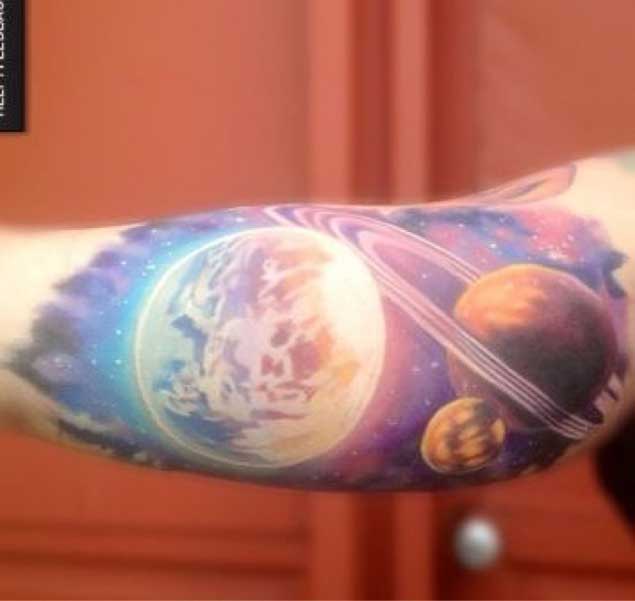 tatuaje cosmico espacio 09