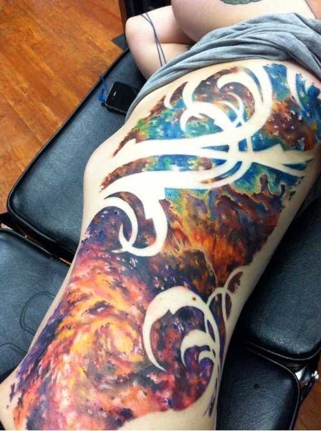 tatuaje cosmico espacio 36