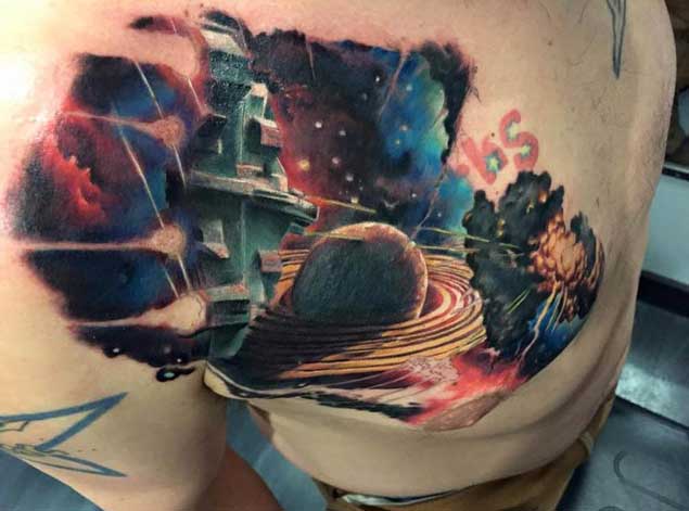 tatuaje cosmico espacio 46