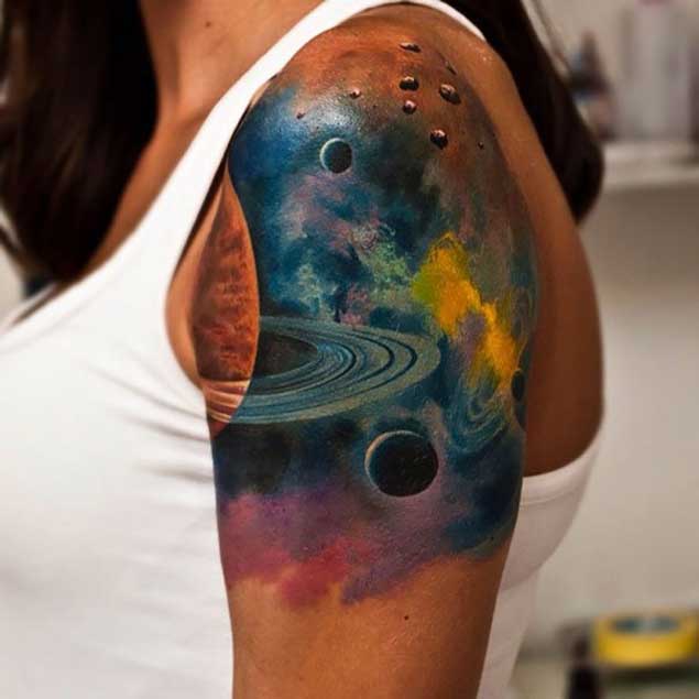 tatuaje cosmico espacio 47