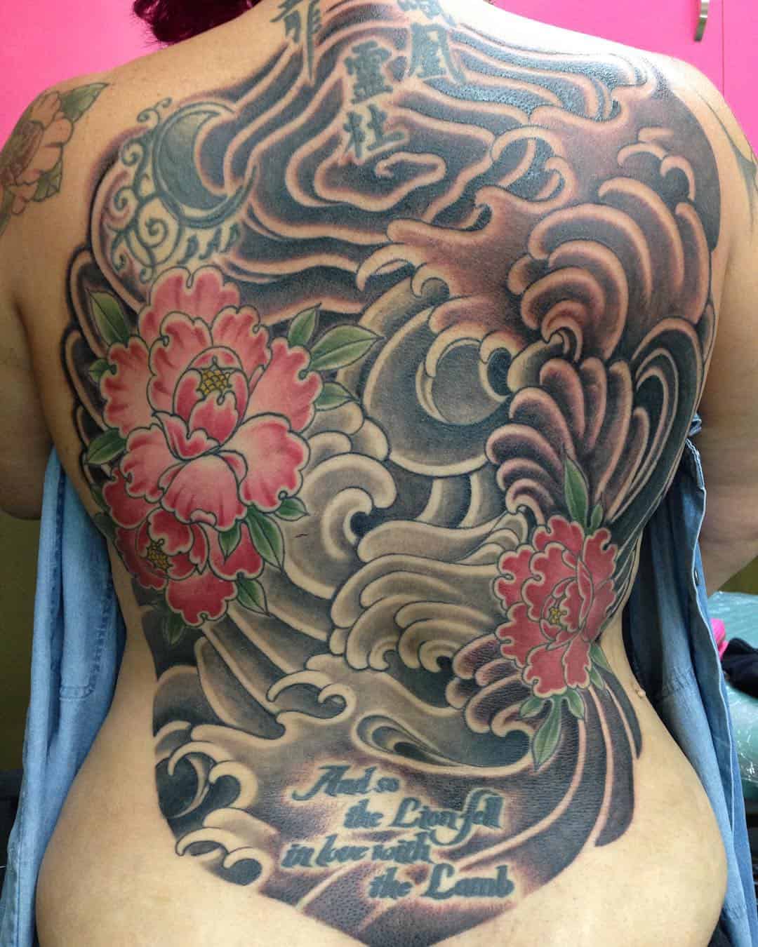 tatuaje flores japonesas 30