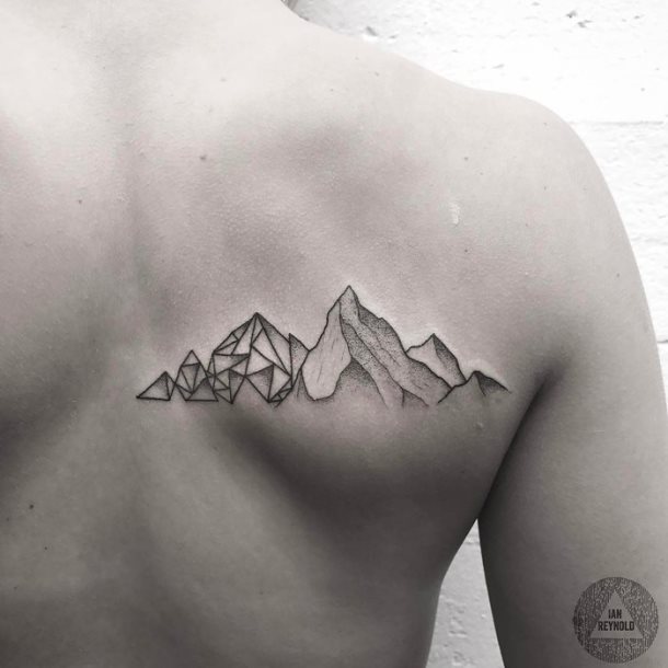 tatuaje montanas 143