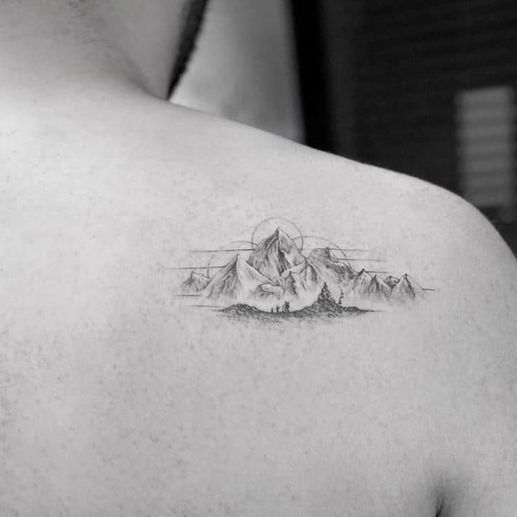 tatuaje montanas 73