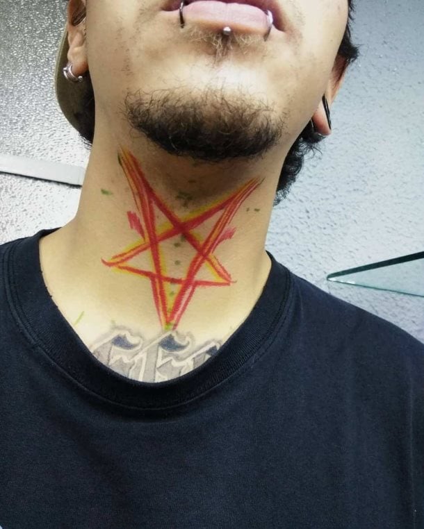 tatuaje pentagrama 49