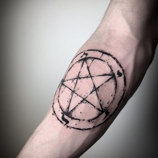 tatuaje pentagrama 51