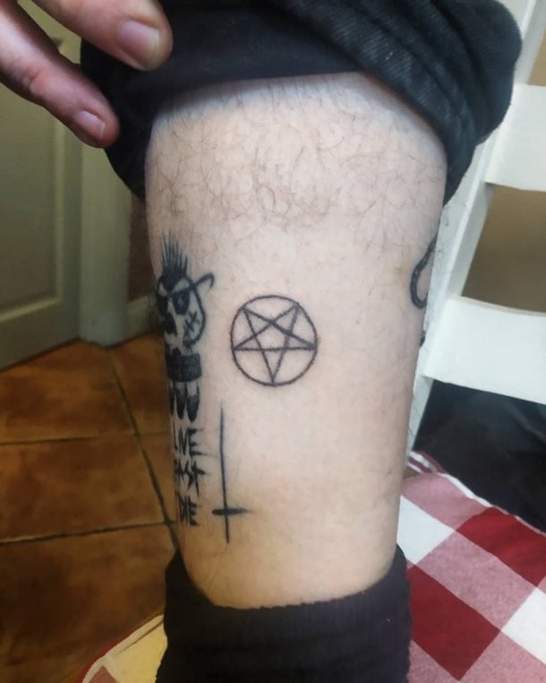tatuaje pentagrama 63