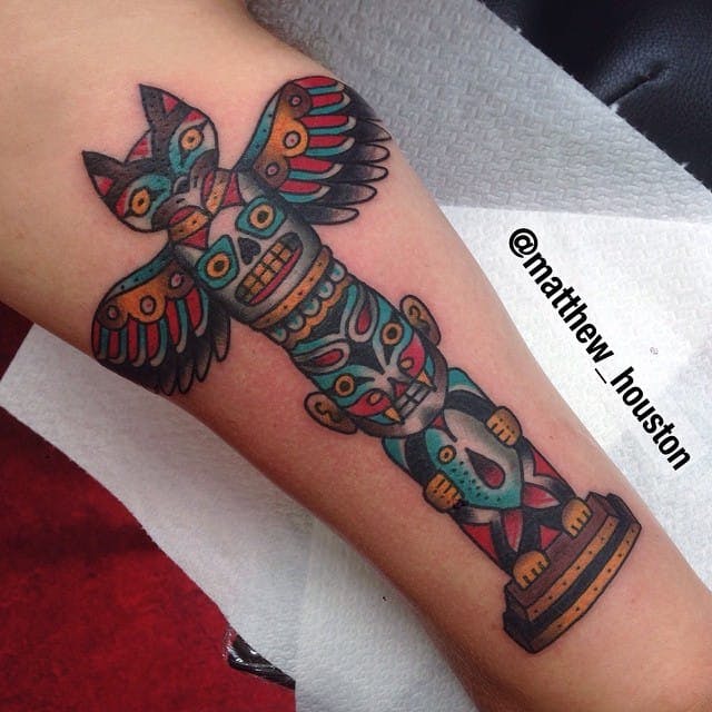 Tatuajes de totems – diseños, significados y simbolismos