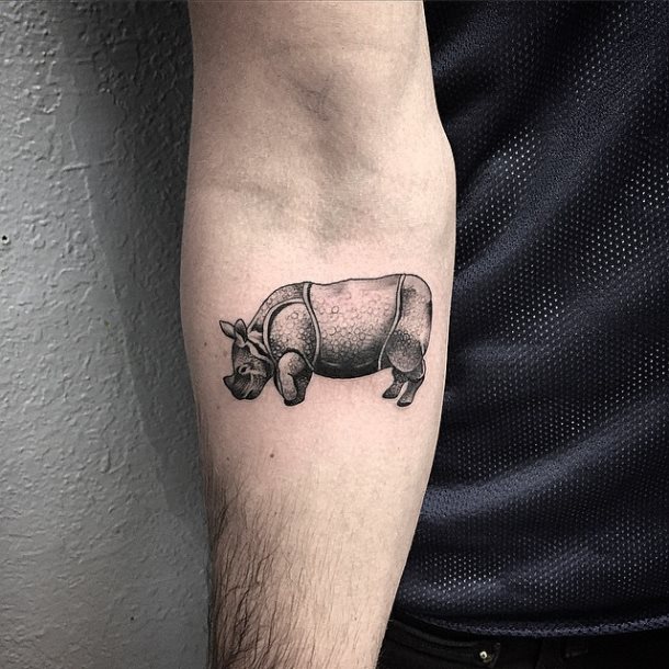 tatuaje rinoceronte 08