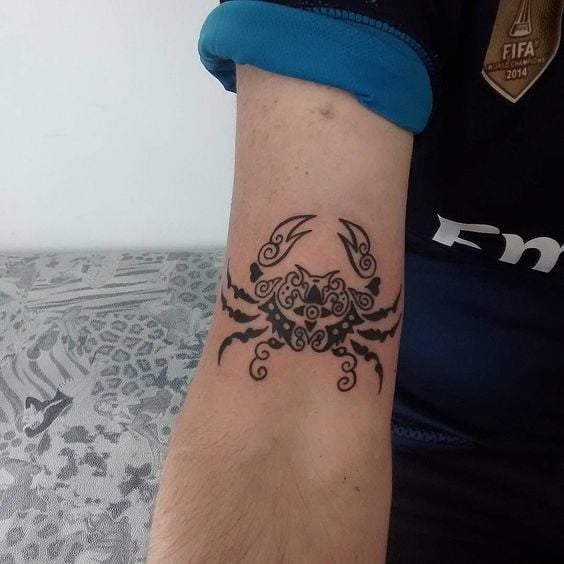 tatuaje signo zodiaco cancer 08