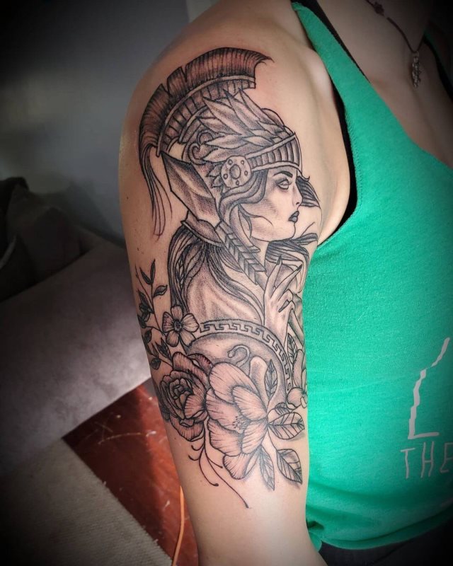 tattoo atenea 202