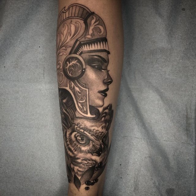 Tatuajes de Atenea, la diosa de la sabiduría