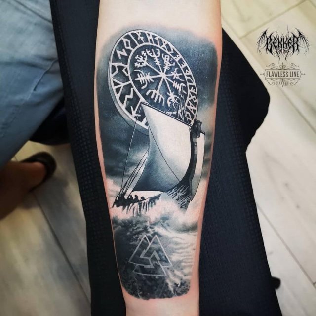 tattoo brujula vegvisir 21