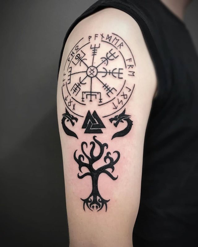 tattoo brujula vegvisir 30