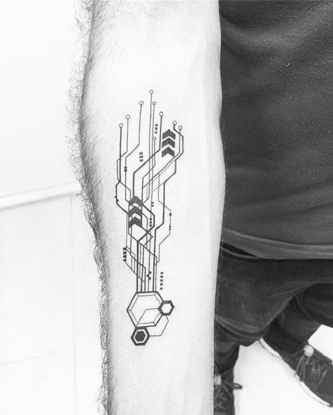 tattoo circuito 17