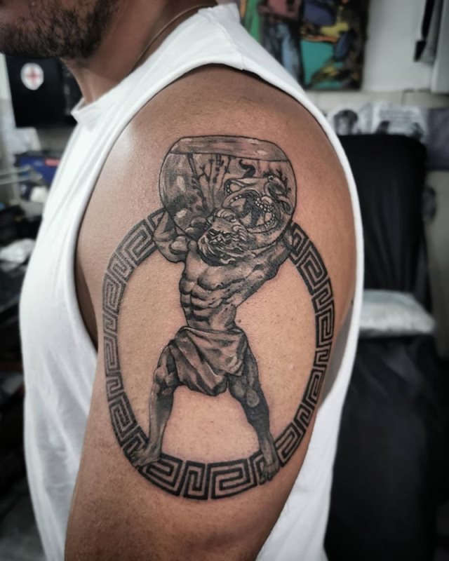 tattoo dios atlas 37