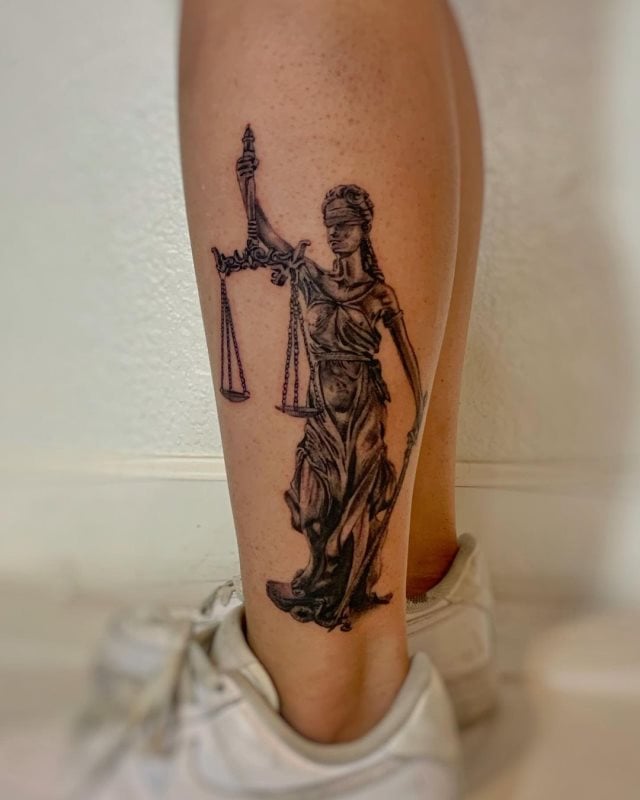 tattoo justicia 08