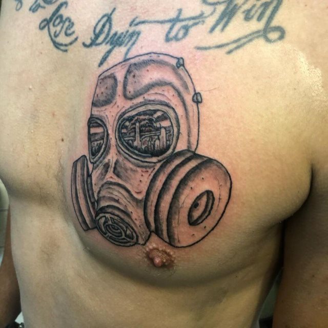 tattoo mascara de gas 10