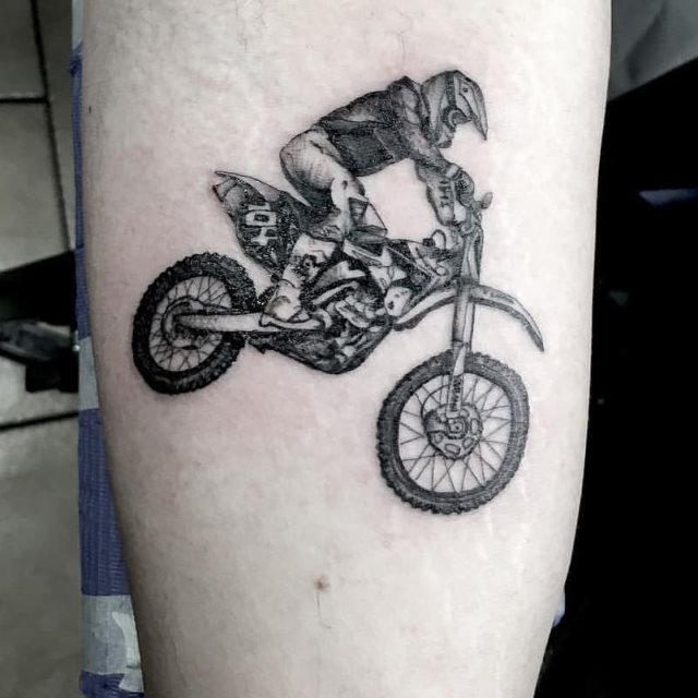 tattoo motocross 81