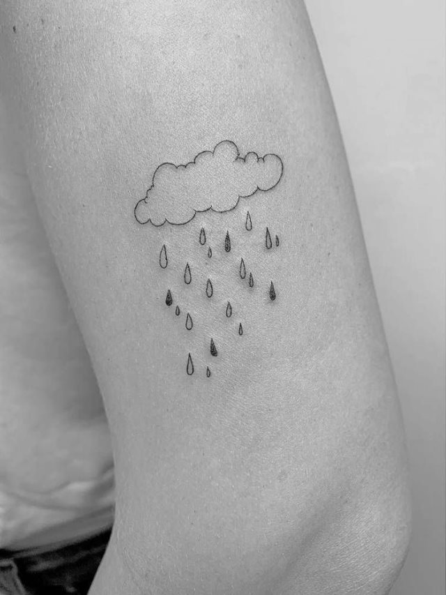 tattoo nube 71