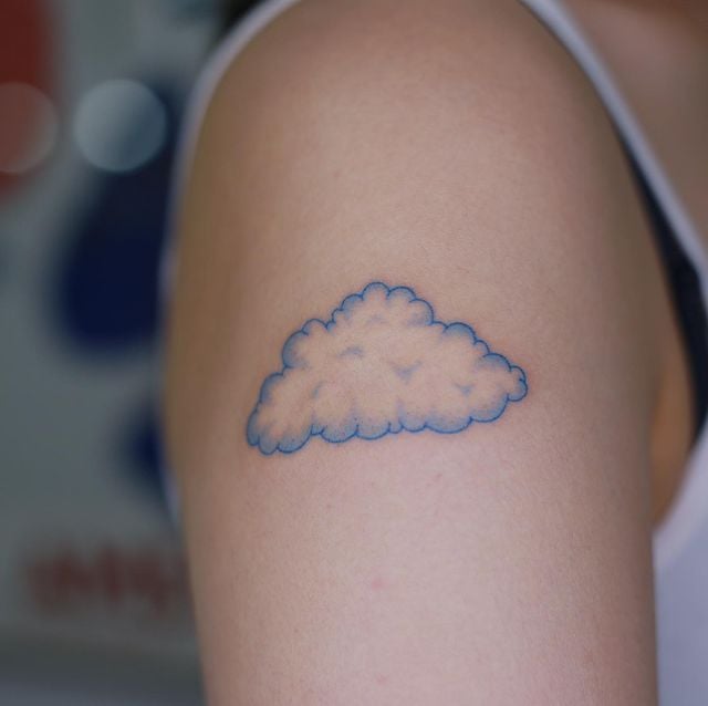 tattoo nube 88