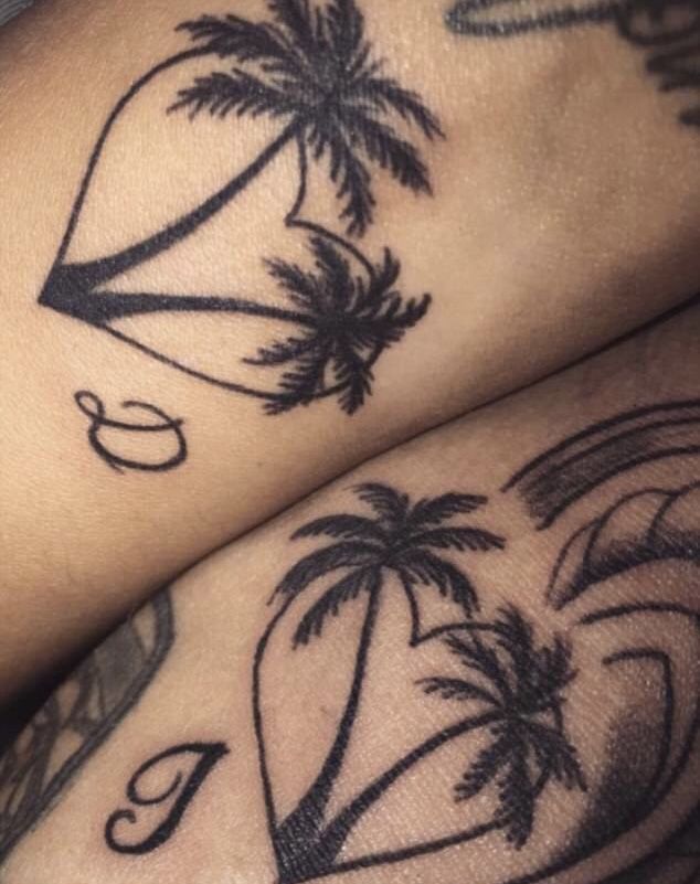 tattoo palmera 199