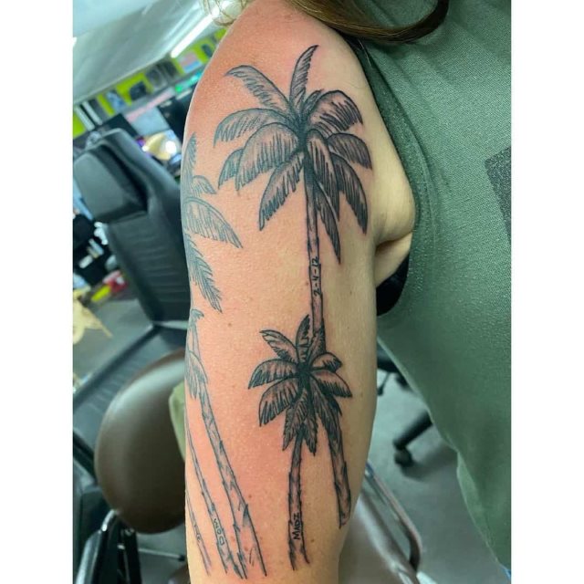 tattoo palmera 23