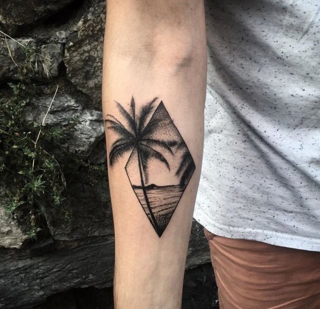 tattoo palmera 47