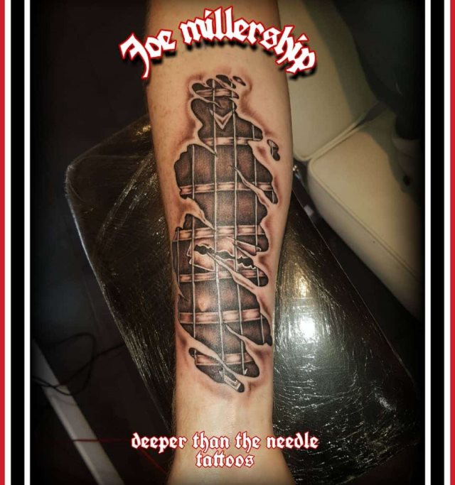 tattoo piel rasgada 21